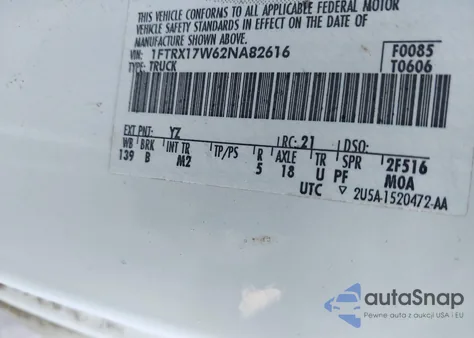 2002 Ford F-150 Lariat/Xl/Xlt z USA, uszkodzony, nr VIN 1FTRX17W62NA82616